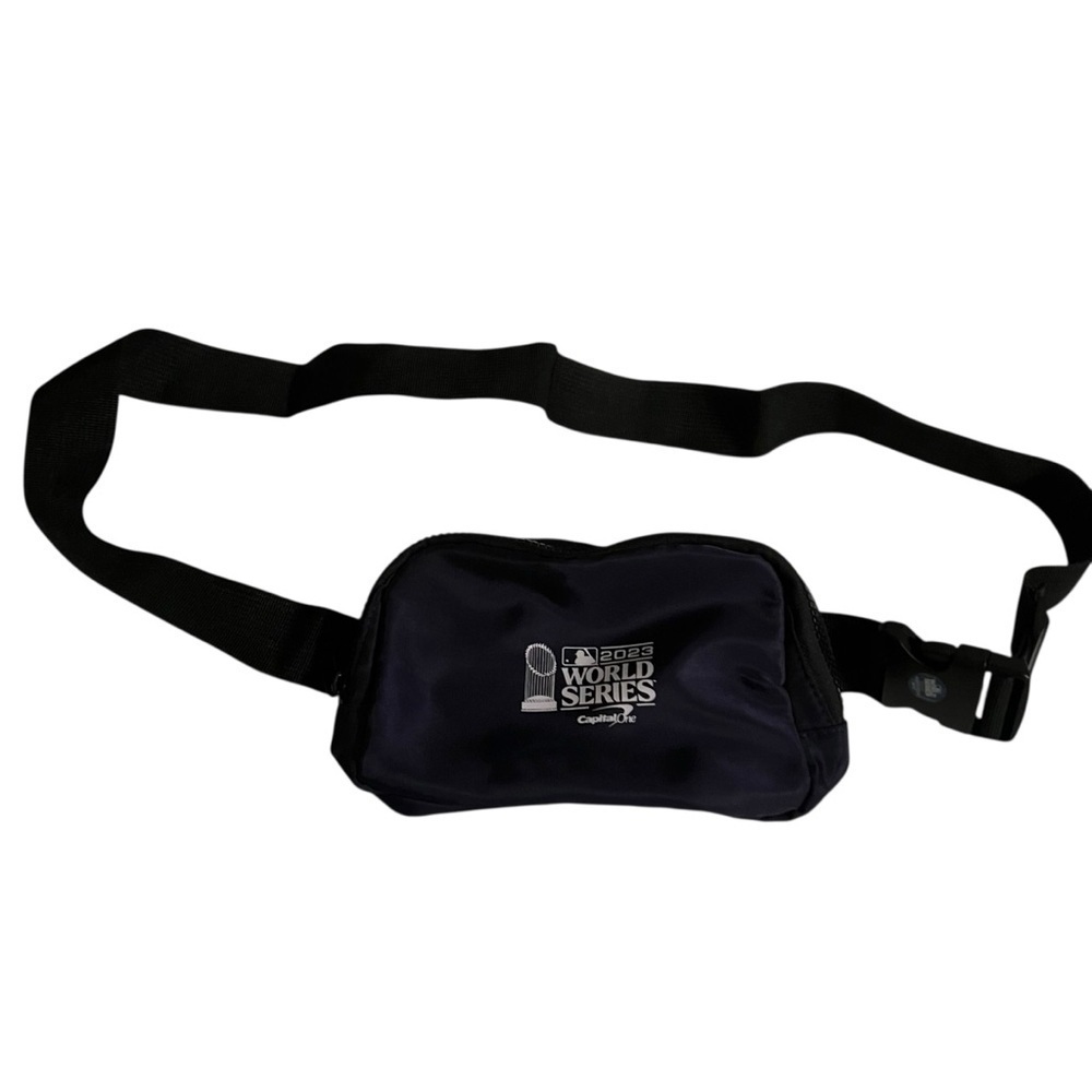 Hit Belt Bag 2023 MLB World Series Capital One Navy Blue White Black Zipper